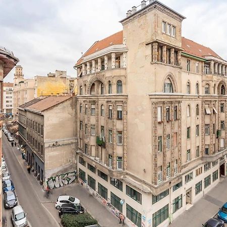 Super Central New Studio Budapest Luaran gambar