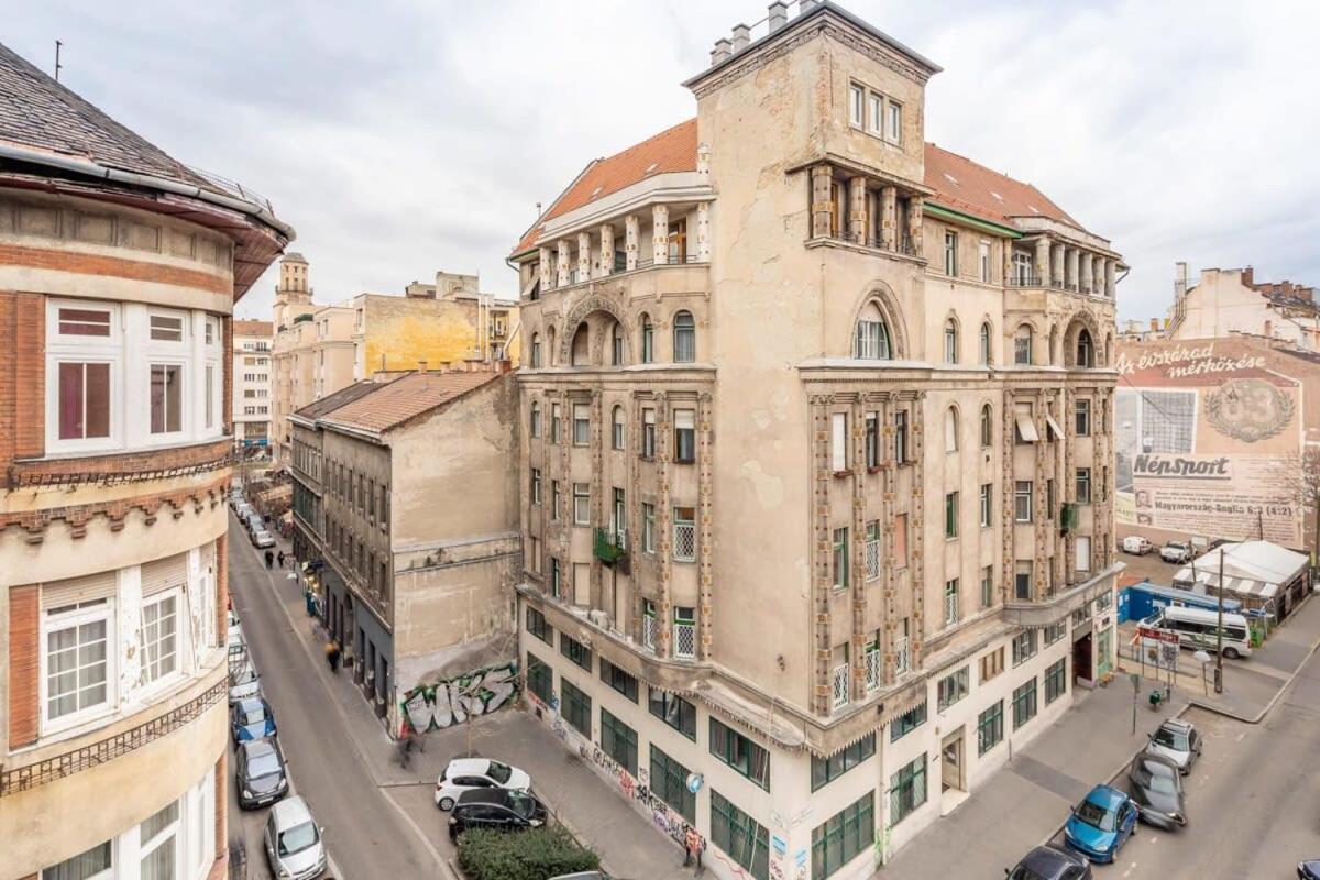 Super Central New Studio Budapest Luaran gambar