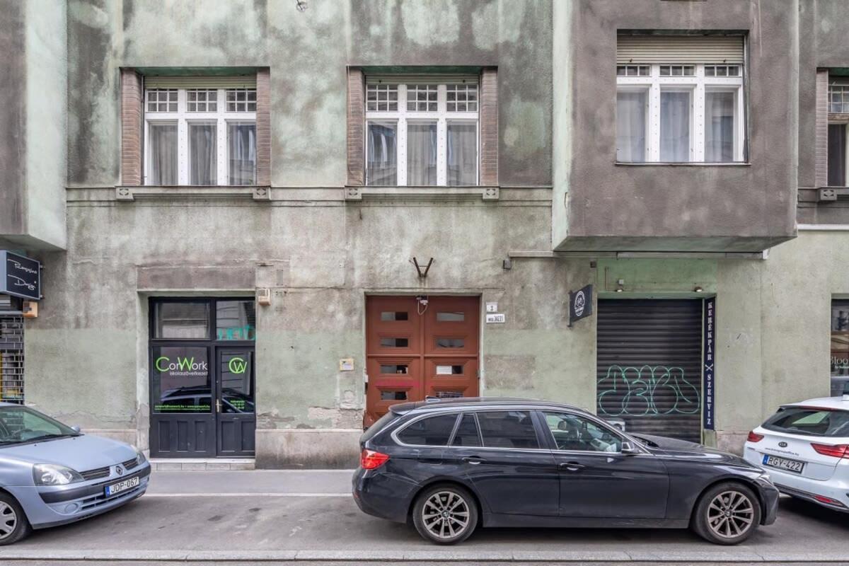 Super Central New Studio Budapest Luaran gambar